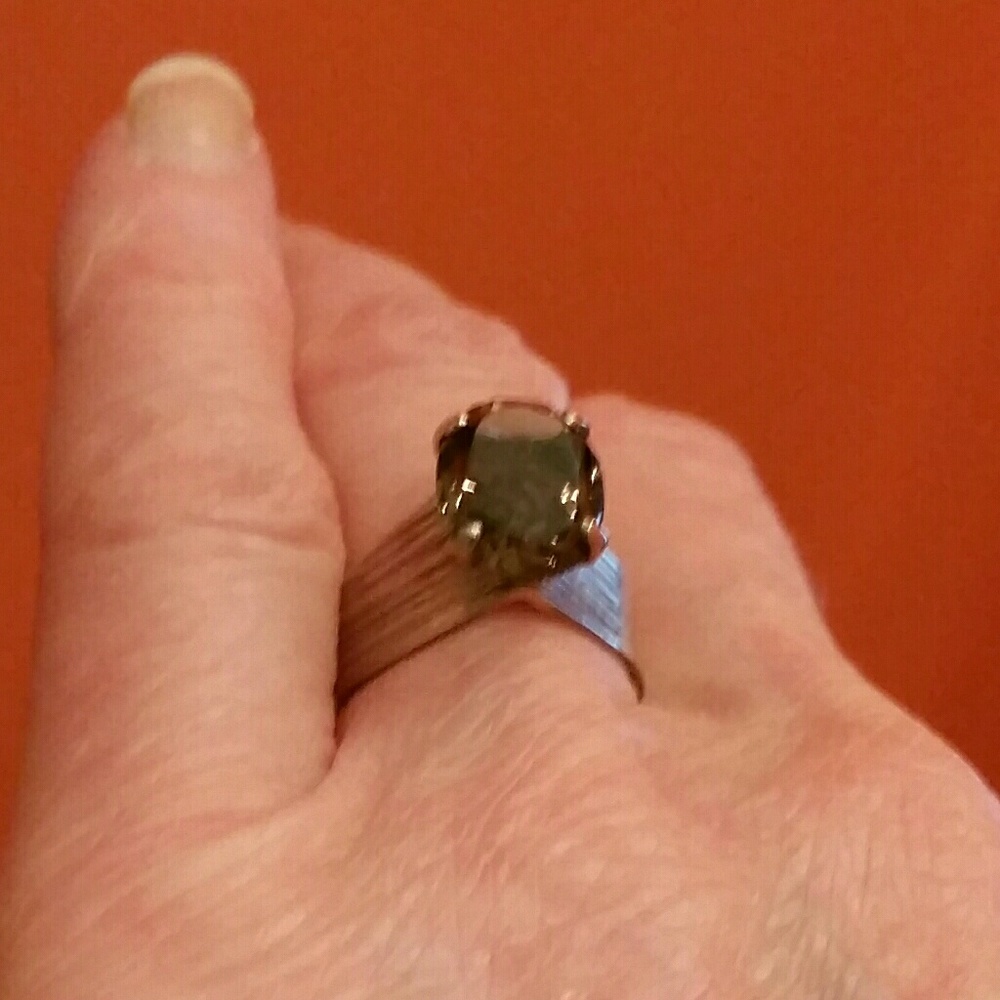 STERLING & TOPAZ RING - Picture 3 of 4